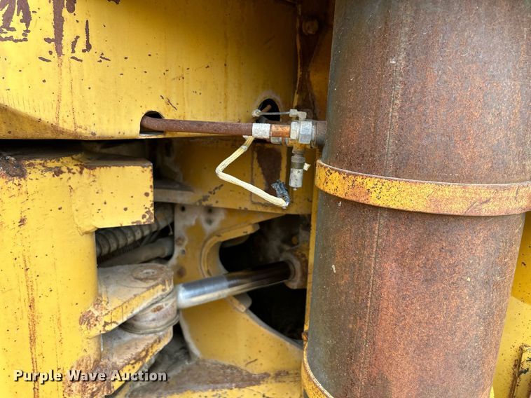 image for item DS6370 1973 Caterpillar 966C  wheel loader