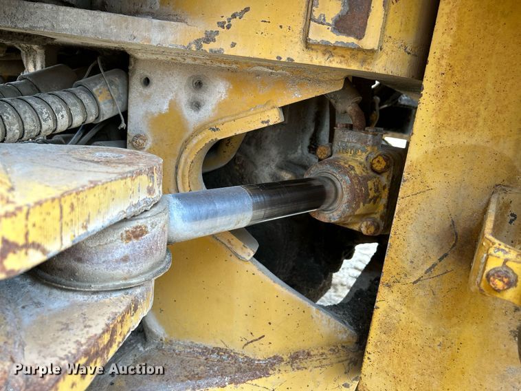 image for item DS6370 1973 Caterpillar 966C  wheel loader