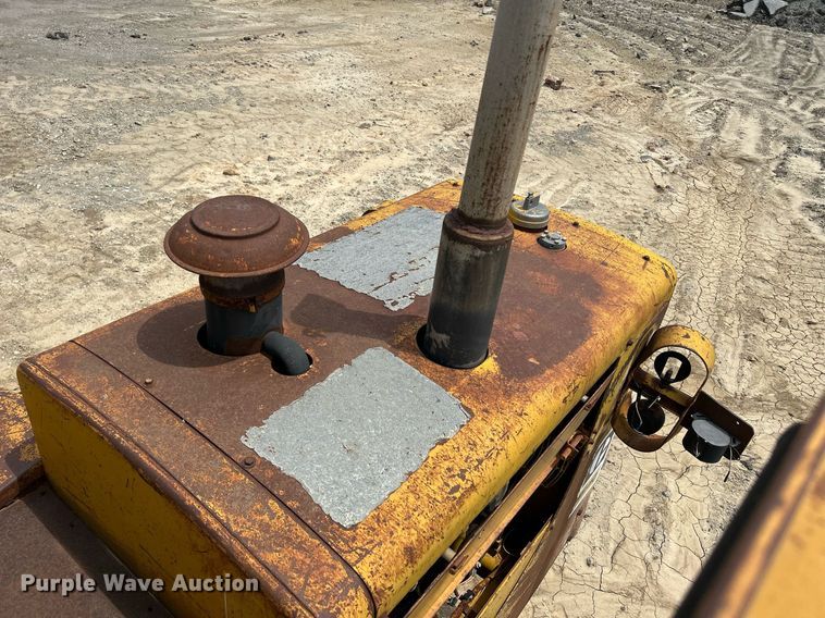 image for item DS6370 1973 Caterpillar 966C  wheel loader