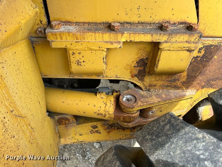image for item DS6370 1973 Caterpillar 966C  wheel loader