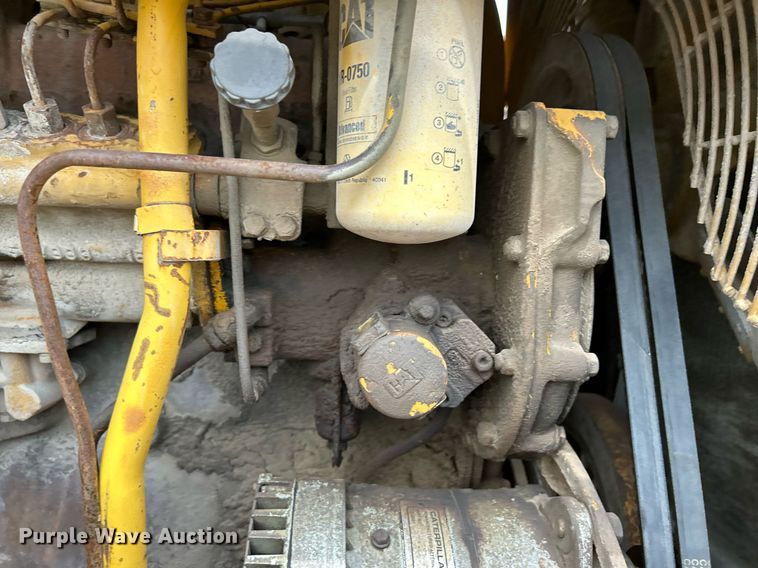 image for item DS6370 1973 Caterpillar 966C  wheel loader