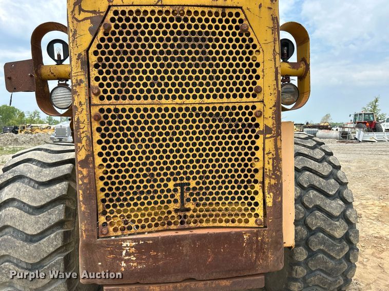 image for item DS6370 1973 Caterpillar 966C  wheel loader