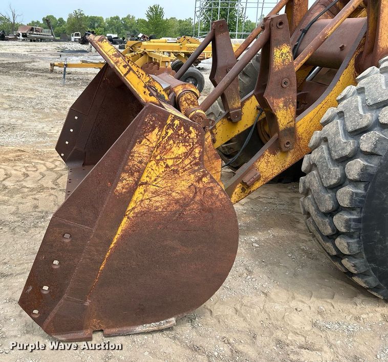 image for item DS6370 1973 Caterpillar 966C  wheel loader