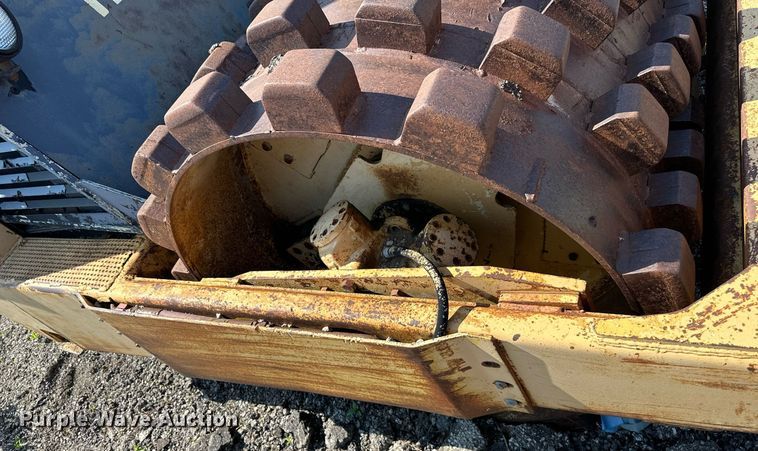 image for item DS6371 1980 Hyster C612B  single drum roller