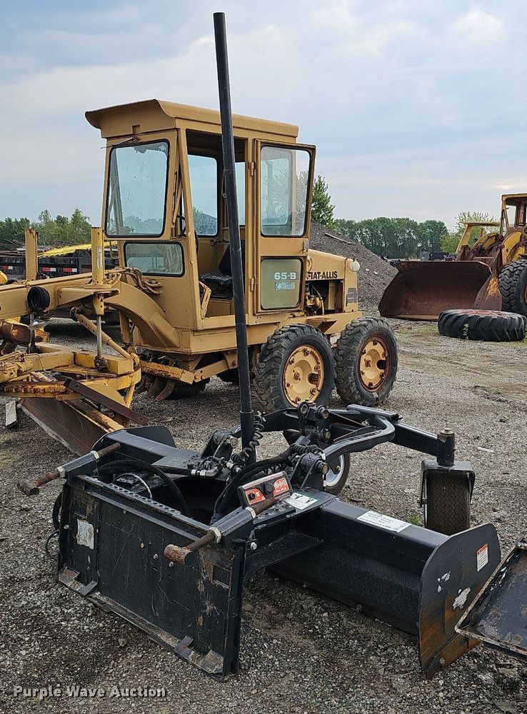 image for item DS6372 2015 Bobcat Box Blade Laser  84"W skid steer box blade