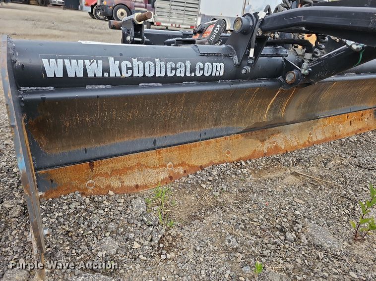image for item DS6372 2015 Bobcat Box Blade Laser  84"W skid steer box blade