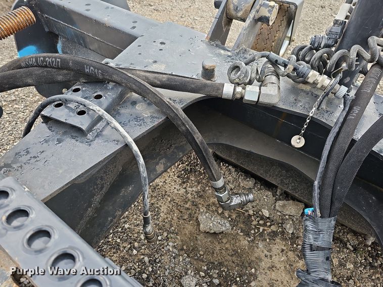 image for item DS6372 2015 Bobcat Box Blade Laser  84"W skid steer box blade