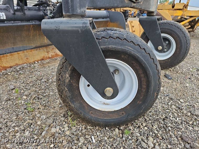 image for item DS6372 2015 Bobcat Box Blade Laser  84"W skid steer box blade