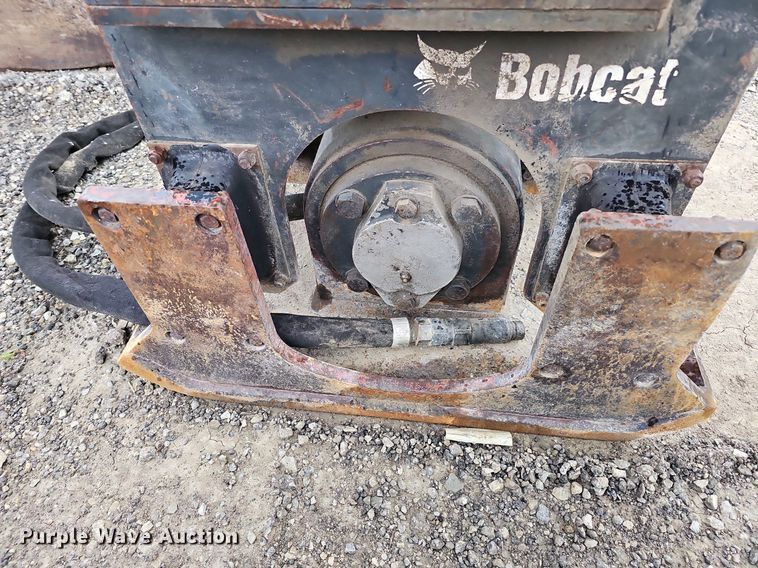 image for item DS6375 Bobcat  plate compactor