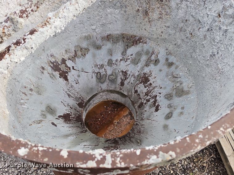 image for item DS6377 Miller Sure-Flow CB 374  concrete bucket