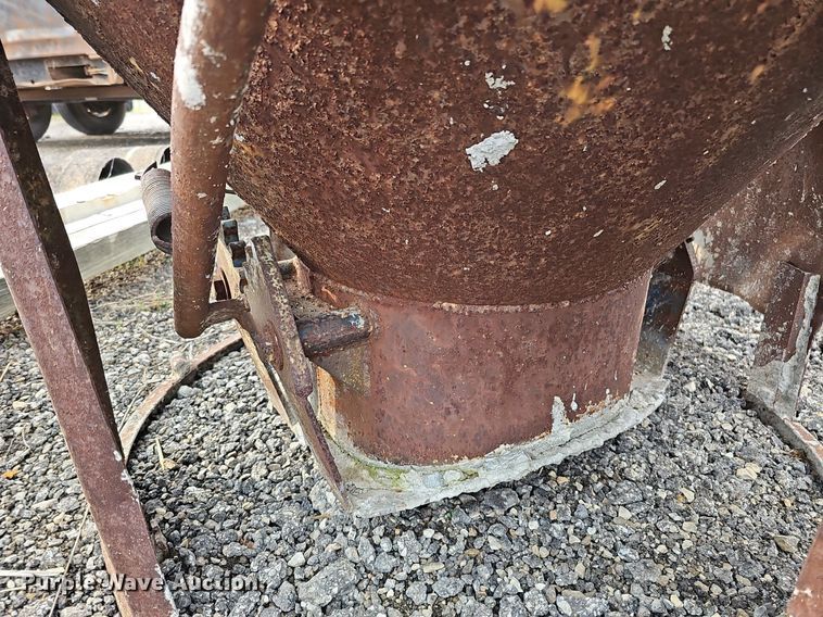 image for item DS6377 Miller Sure-Flow CB 374  concrete bucket