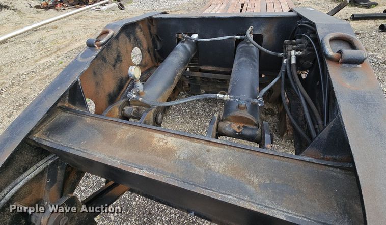 image for item DS6379 1999 Dynaweld  lowboy equipment trailer