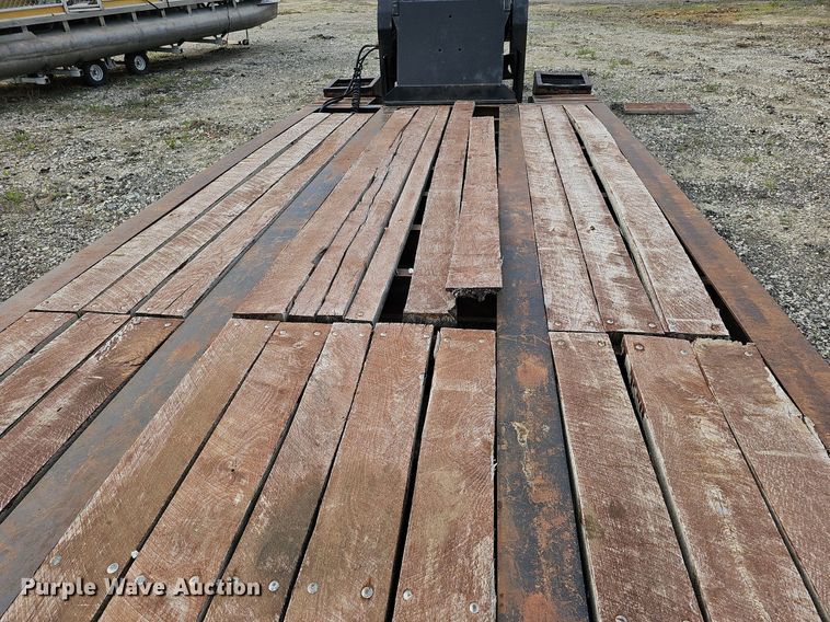 image for item DS6379 1999 Dynaweld  lowboy equipment trailer