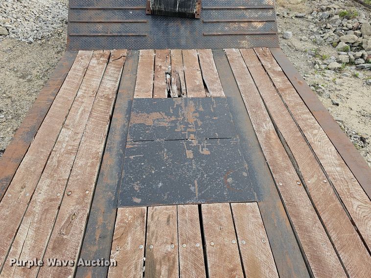 image for item DS6379 1999 Dynaweld  lowboy equipment trailer