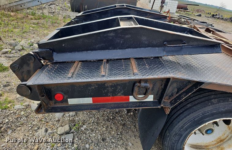 image for item DS6379 1999 Dynaweld  lowboy equipment trailer