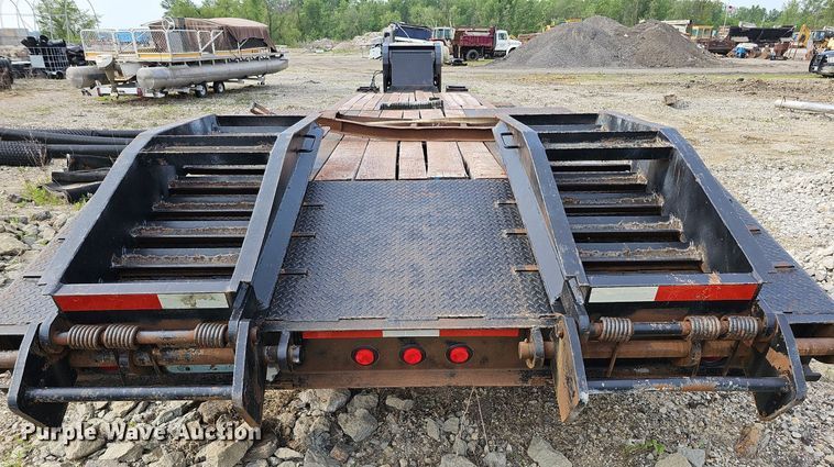 image for item DS6379 1999 Dynaweld  lowboy equipment trailer