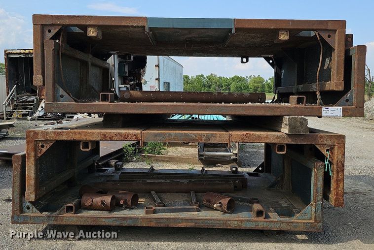 image for item DS6380 (2) trench boxes