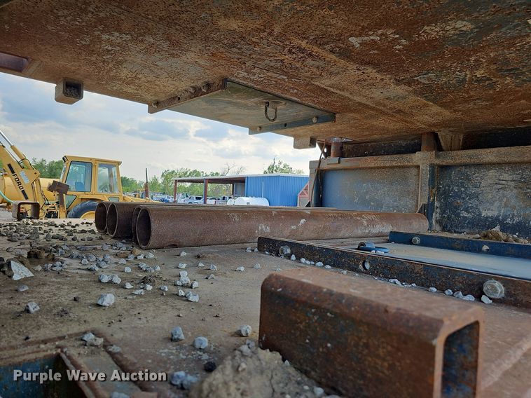 image for item DS6380 (2) trench boxes