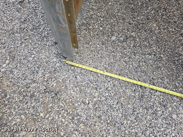 image for item DS6383 Trench box