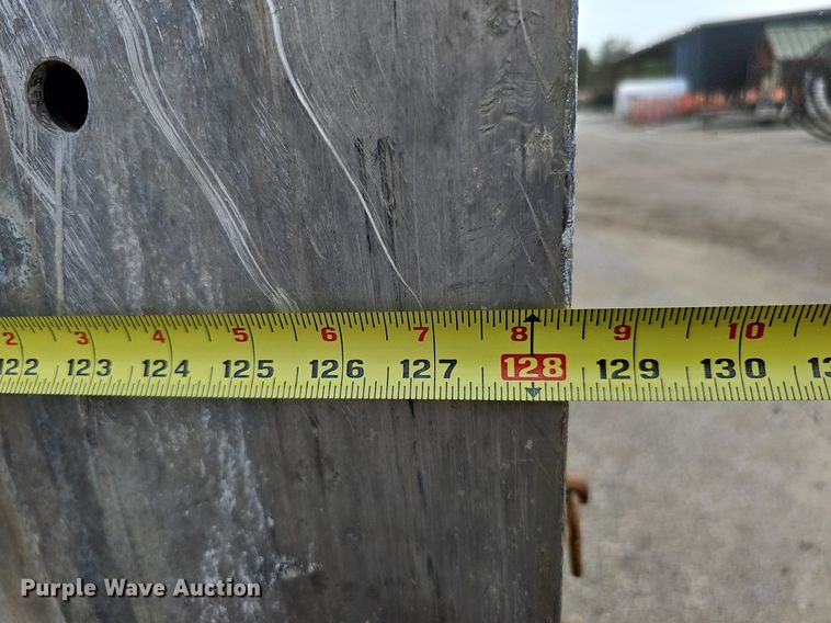 image for item DS6386 Trench box