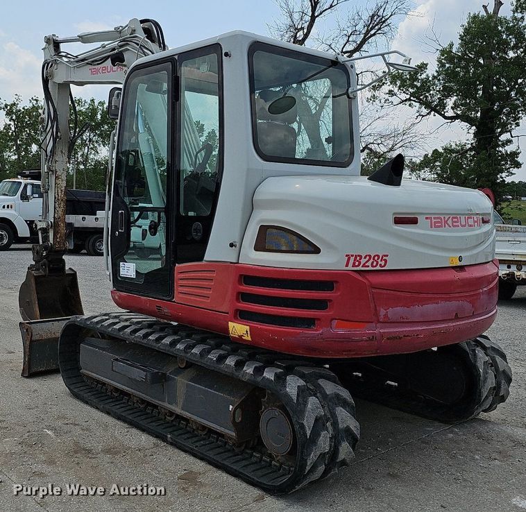 image for item DS6390 2011 Takeuchi TB285  mini excavator