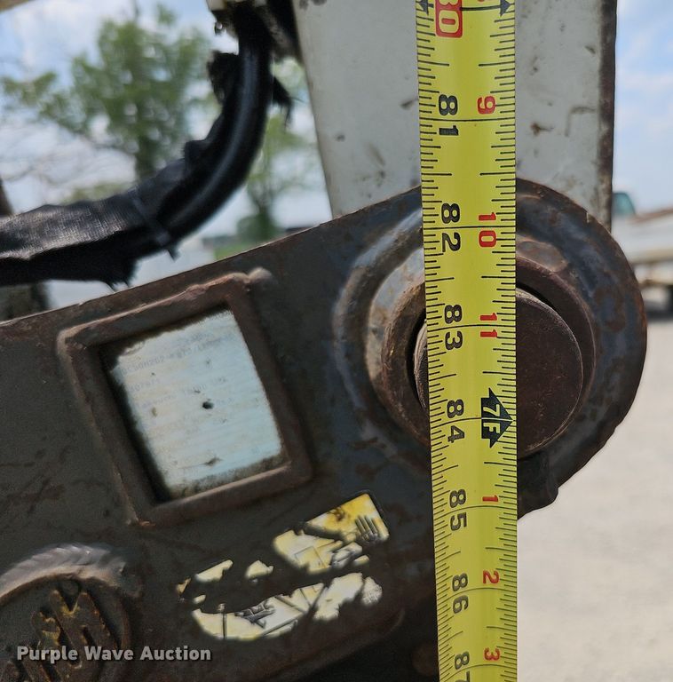 image for item DS6390 2011 Takeuchi TB285  mini excavator