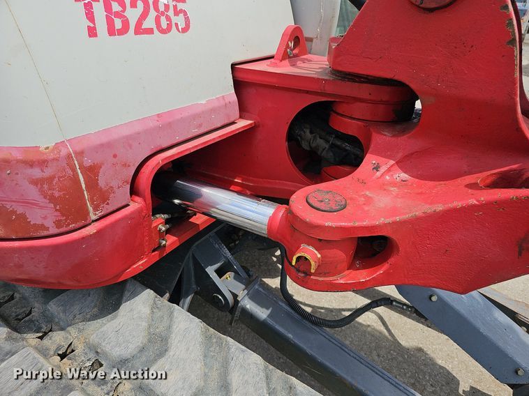 image for item DS6390 2011 Takeuchi TB285  mini excavator