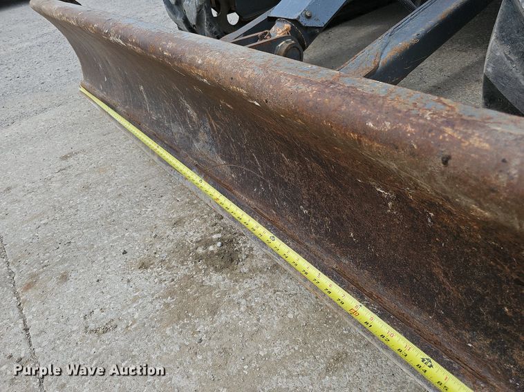 image for item DS6390 2011 Takeuchi TB285  mini excavator