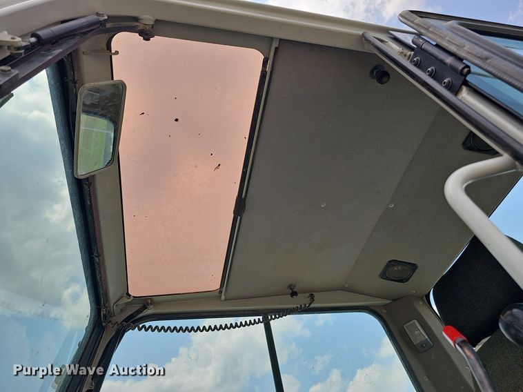 image for item DS6390 2011 Takeuchi TB285  mini excavator