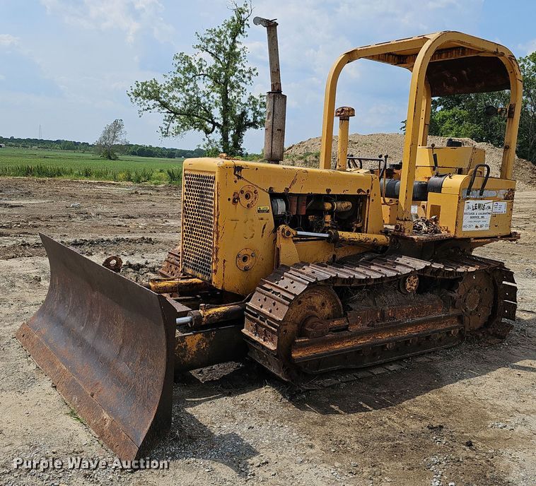 image for item DS6391 1979 International TD7E  dozer