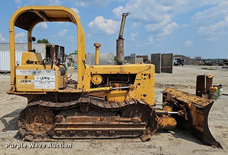image for item DS6391 1979 International TD7E  dozer