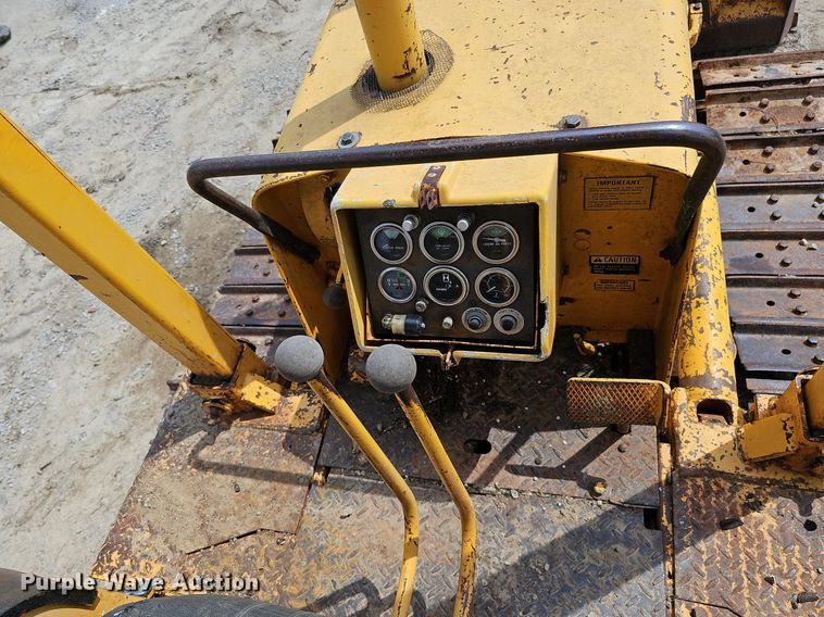image for item DS6391 1979 International TD7E  dozer