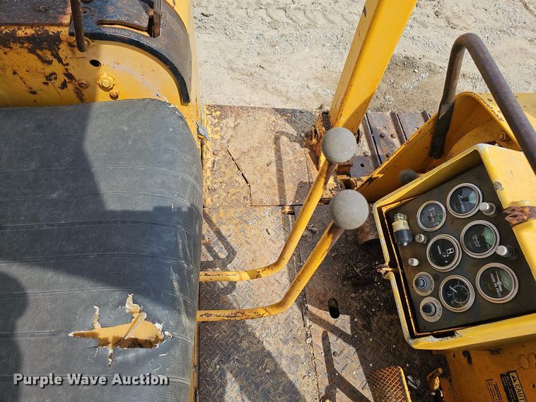image for item DS6391 1979 International TD7E  dozer