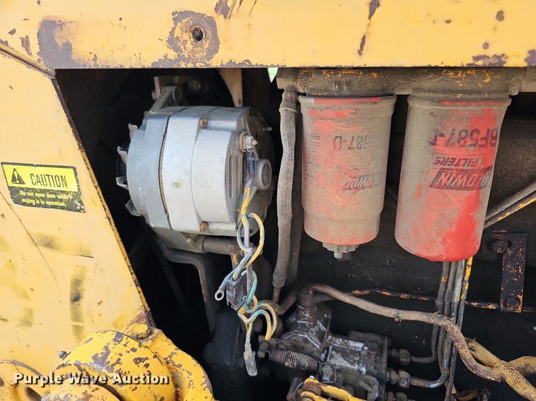 image for item DS6391 1979 International TD7E  dozer