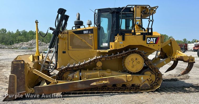 image for item DS6392 2018 Caterpillar D6T XL  dozer