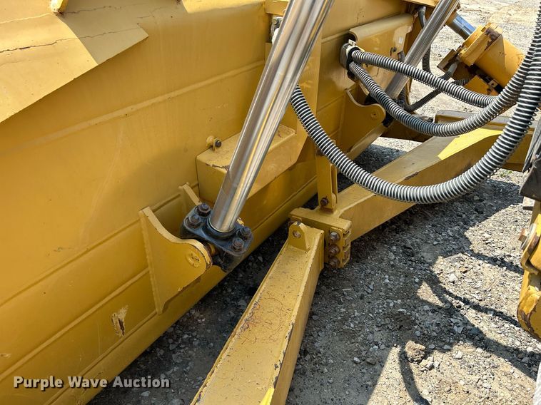 image for item DS6392 2018 Caterpillar D6T XL  dozer