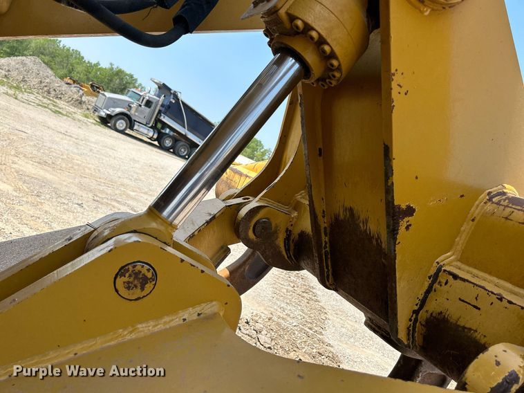 image for item DS6392 2018 Caterpillar D6T XL  dozer