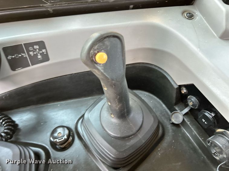 image for item DS6392 2018 Caterpillar D6T XL  dozer