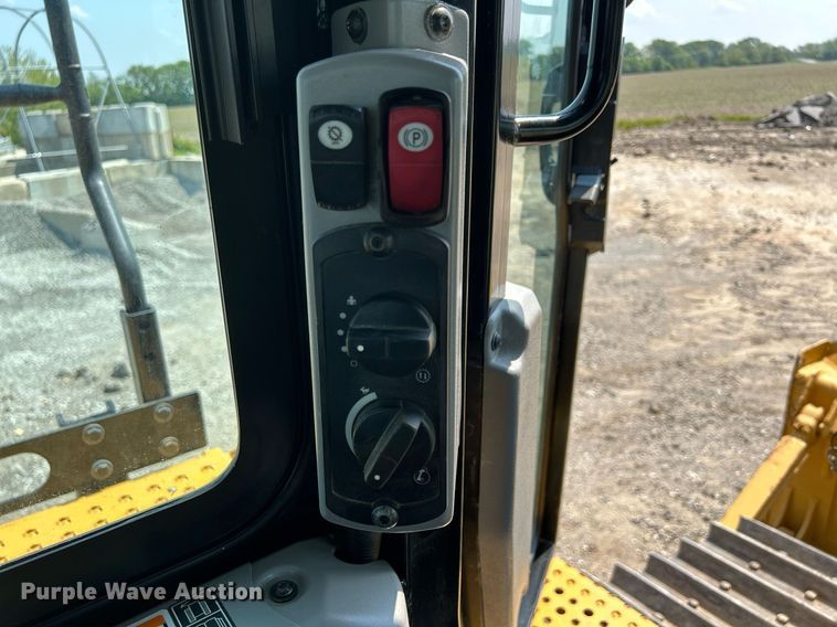 image for item DS6392 2018 Caterpillar D6T XL  dozer