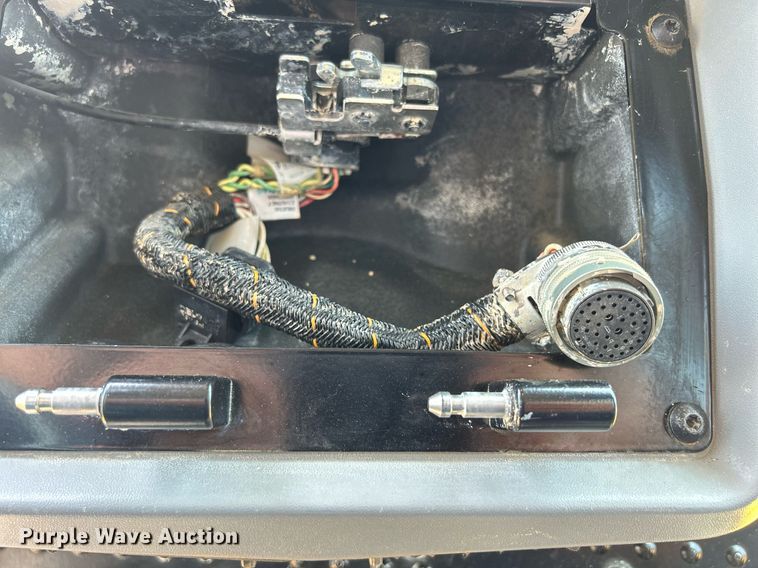 image for item DS6392 2018 Caterpillar D6T XL  dozer