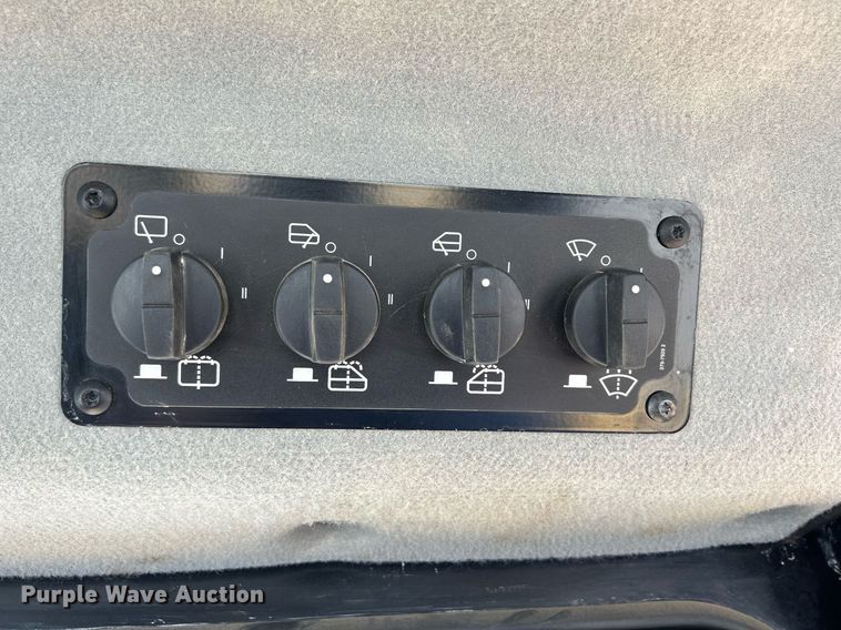 image for item DS6392 2018 Caterpillar D6T XL  dozer