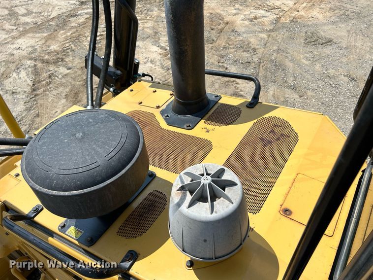 image for item DS6392 2018 Caterpillar D6T XL  dozer