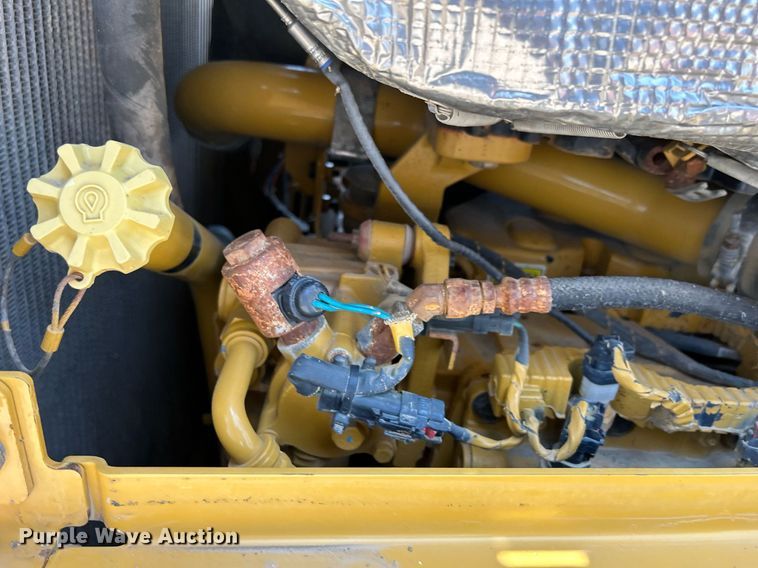 image for item DS6392 2018 Caterpillar D6T XL  dozer