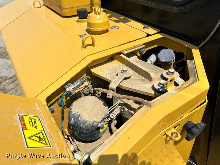 image for item DS6392 2018 Caterpillar D6T XL  dozer