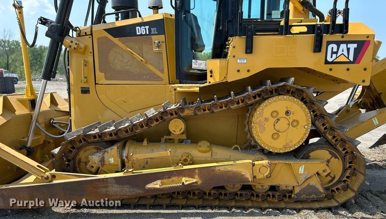 image for item DS6392 2018 Caterpillar D6T XL  dozer