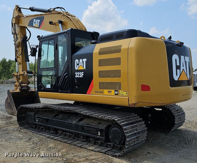 image for item DS6393 2017 Caterpillar 323F L  excavator
