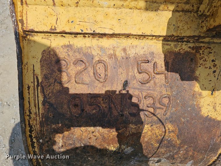 image for item DS6393 2017 Caterpillar 323F L  excavator