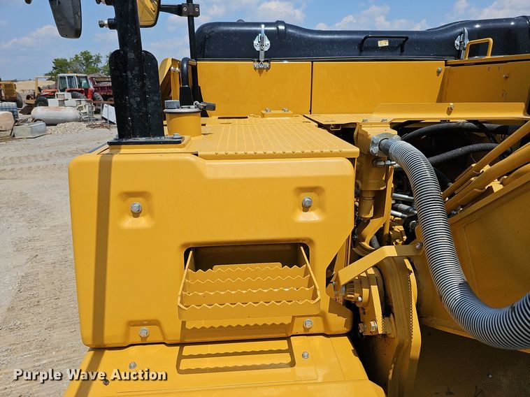 image for item DS6393 2017 Caterpillar 323F L  excavator