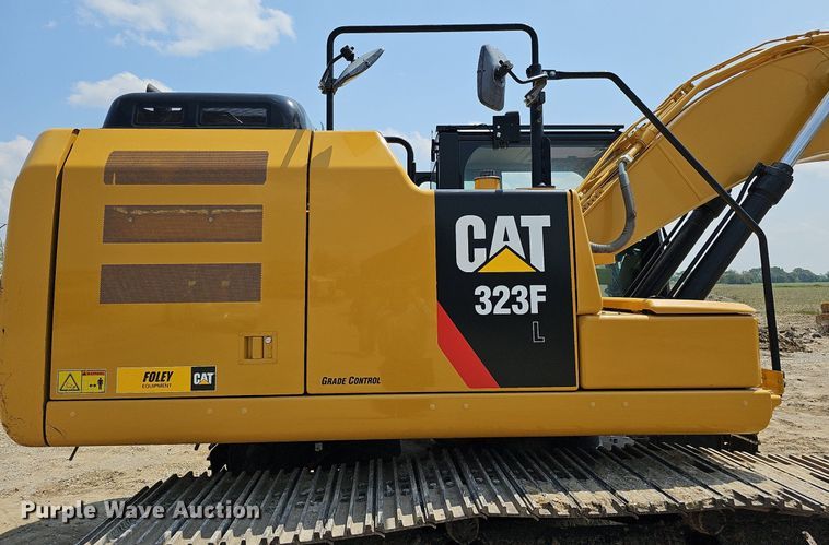 image for item DS6393 2017 Caterpillar 323F L  excavator