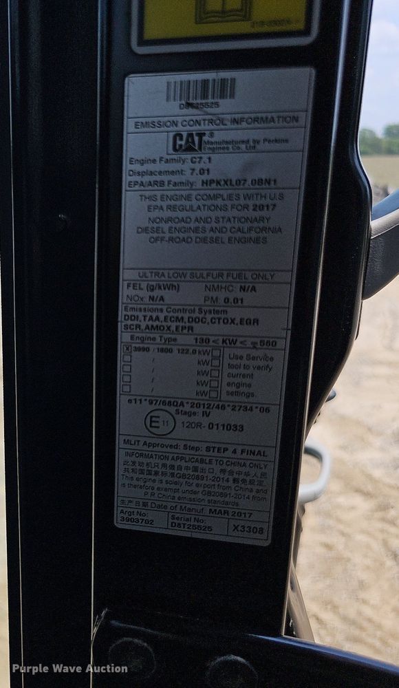 image for item DS6393 2017 Caterpillar 323F L  excavator